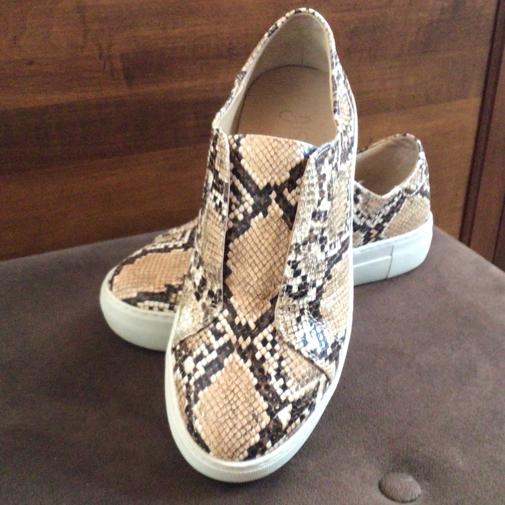J Slides Snake Print Platform Sneakers Size 8 - image 1